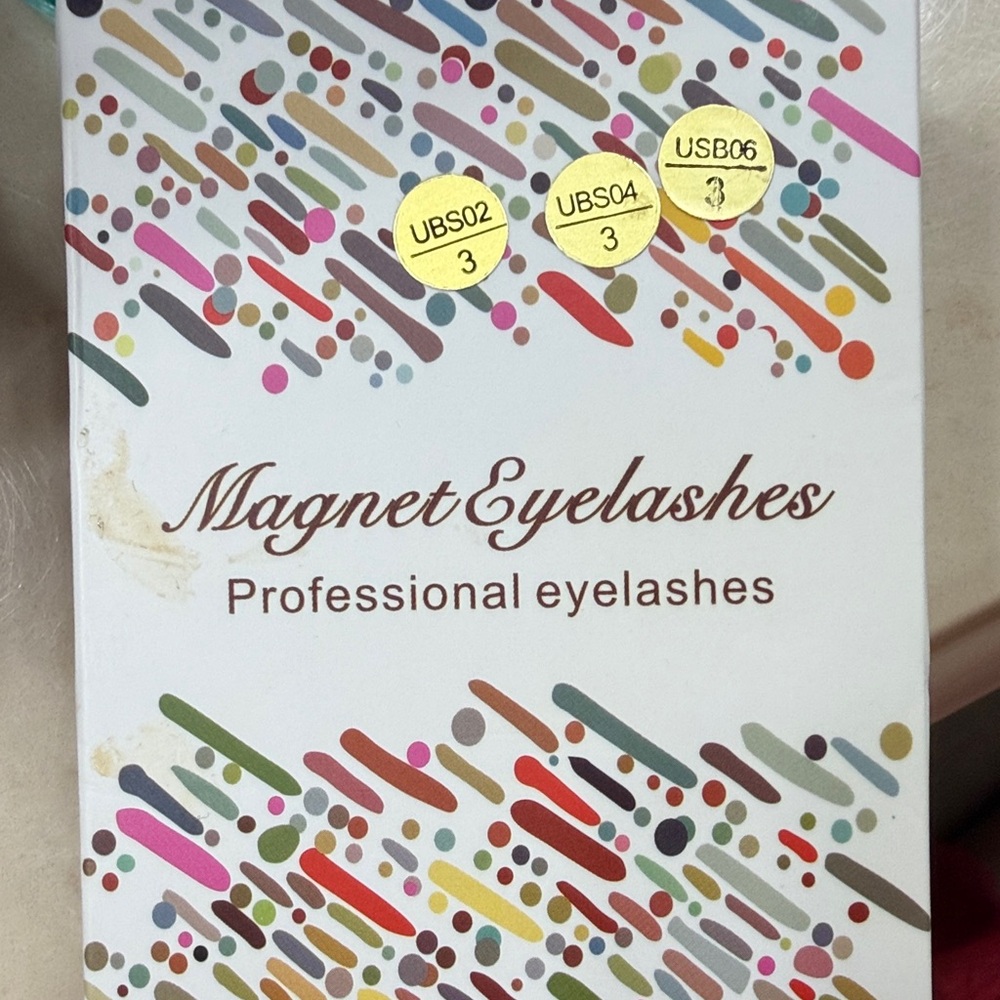 Magnet Eyelashes - Professional Eyelashes - White Packaging
